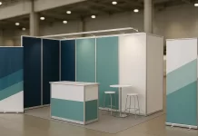 Zestawy wystawiennicze – jak zorganizować spójną ekspozycję marki easystand.pl - 161-zestawy-wystawiennicze-jak-zorganizowac-spojna-ekspozycje-ma.webp